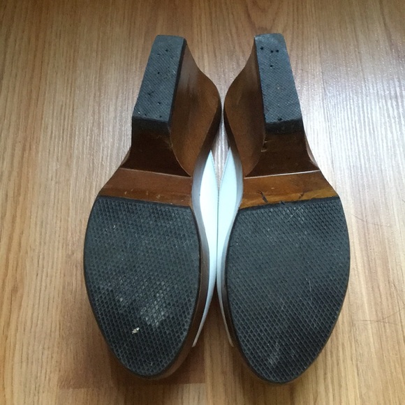 Salvatore Ferragamo white leather clog mules - Picture 4 of 6